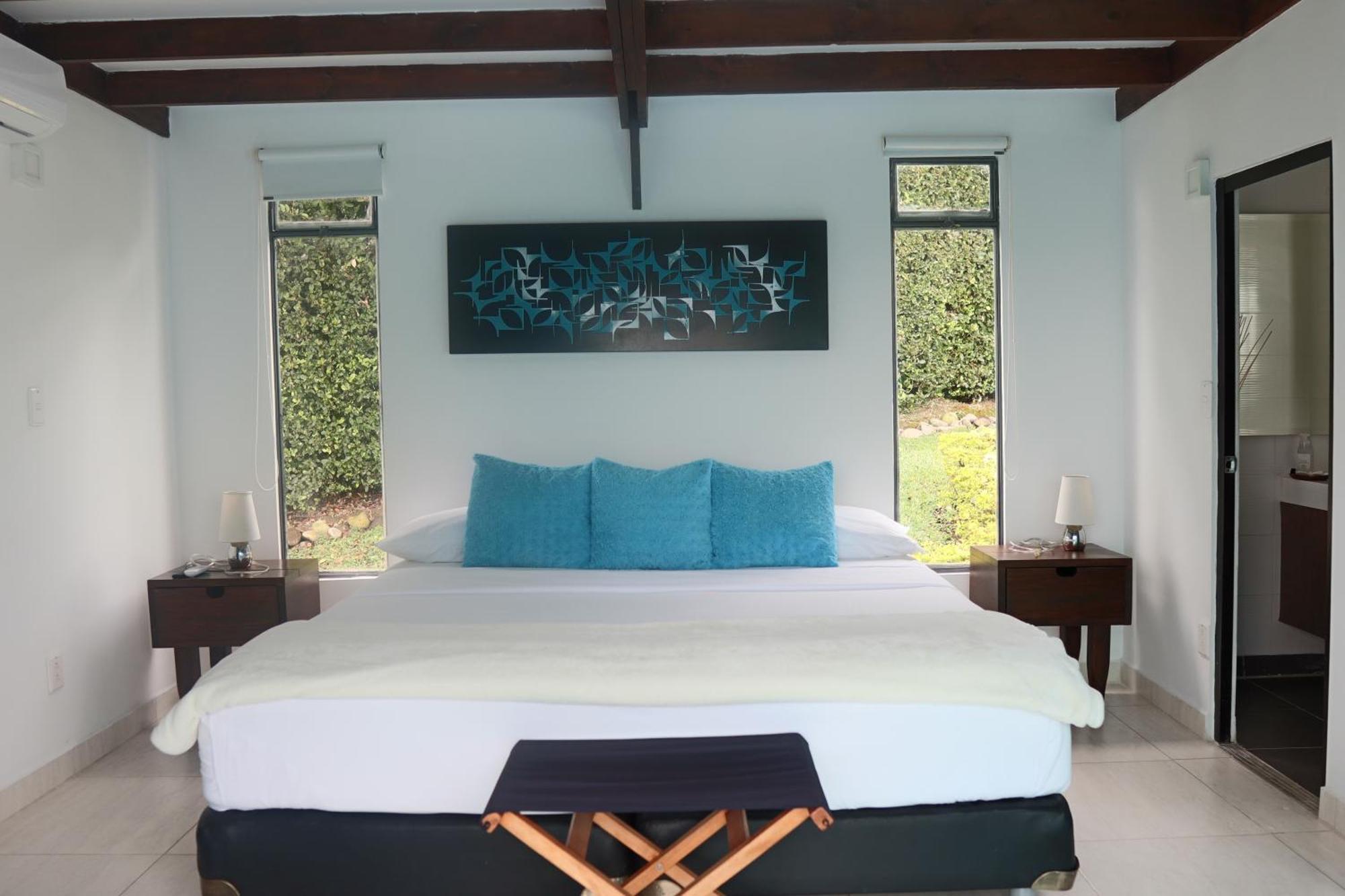 Hotel Syvanna Wellness And Spa Cerritos Bagian luar foto