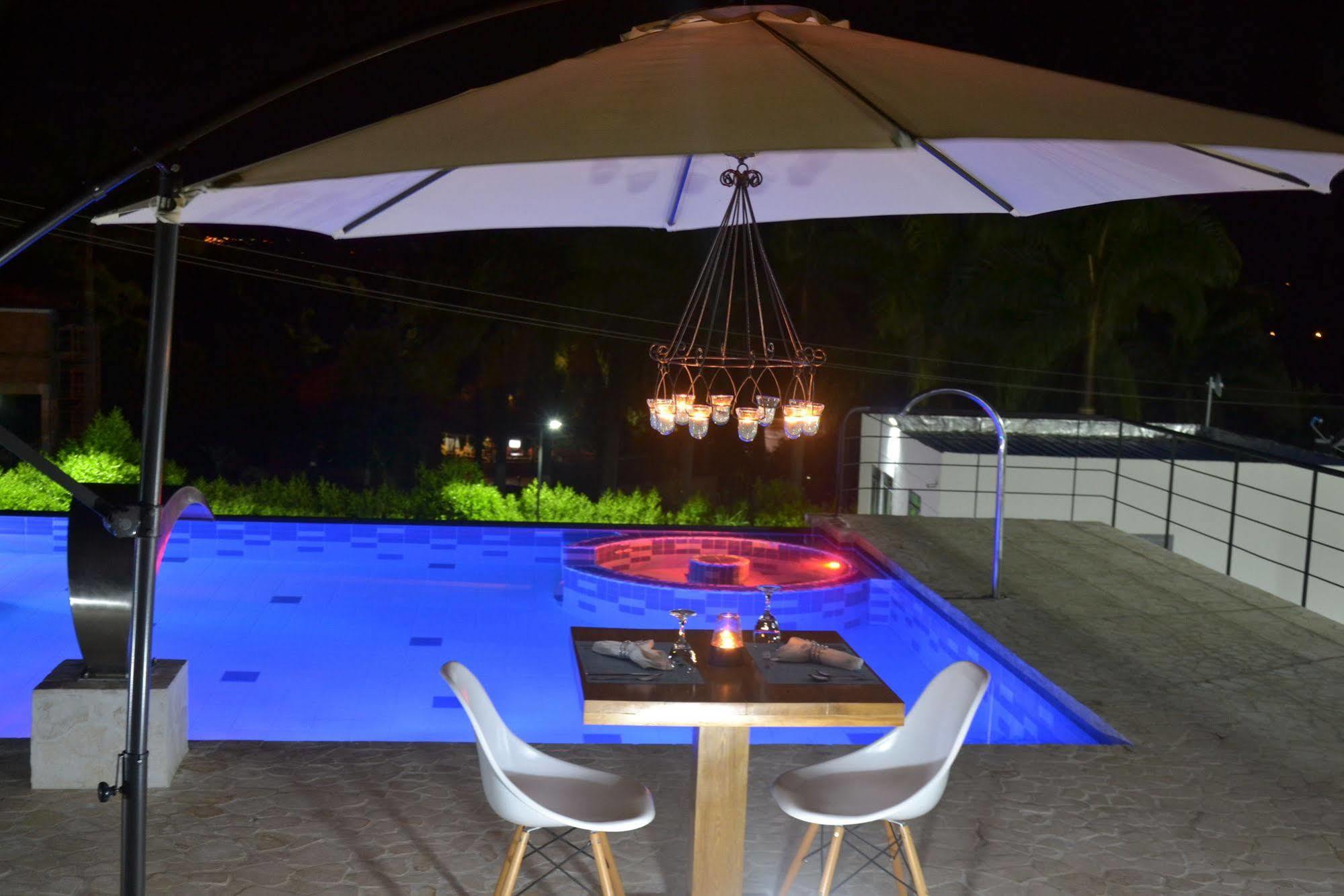 Hotel Syvanna Wellness And Spa Cerritos Bagian luar foto