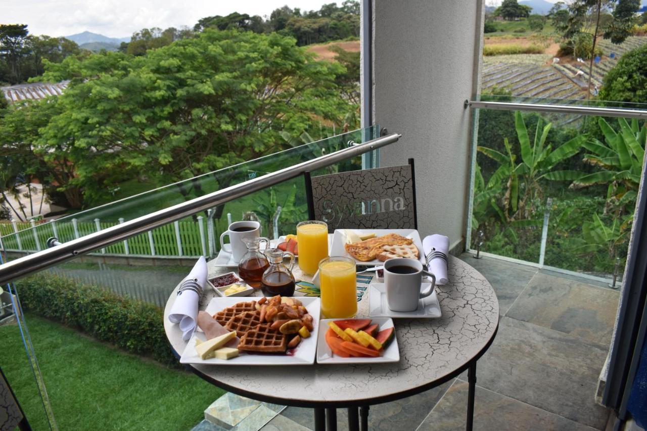 Hotel Syvanna Wellness And Spa Cerritos Bagian luar foto