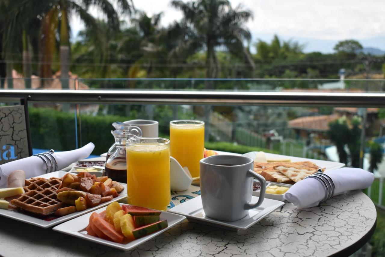 Hotel Syvanna Wellness And Spa Cerritos Bagian luar foto